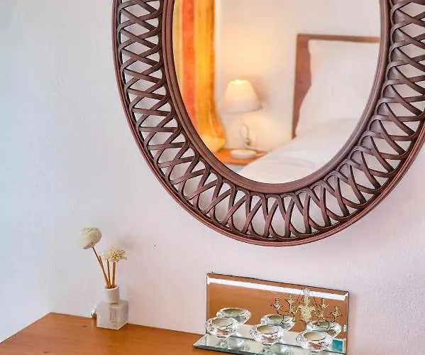 Апартаменты Chara's Sea View House Хараки