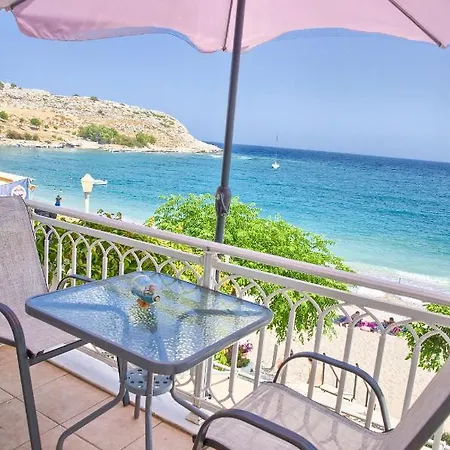 Chara's Sea View House Хараки