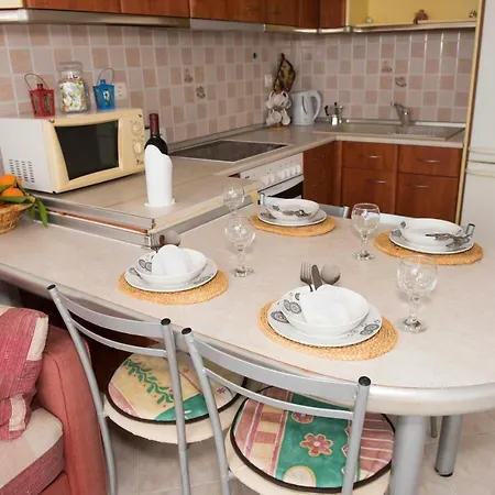 Apartman Chara's Sea View House *