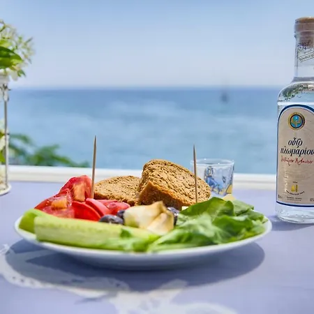 Chara's Sea View House